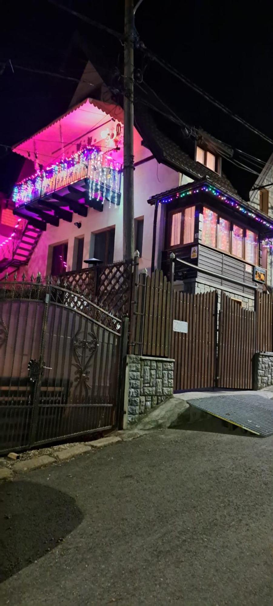 Casa Mikha Sinaia
